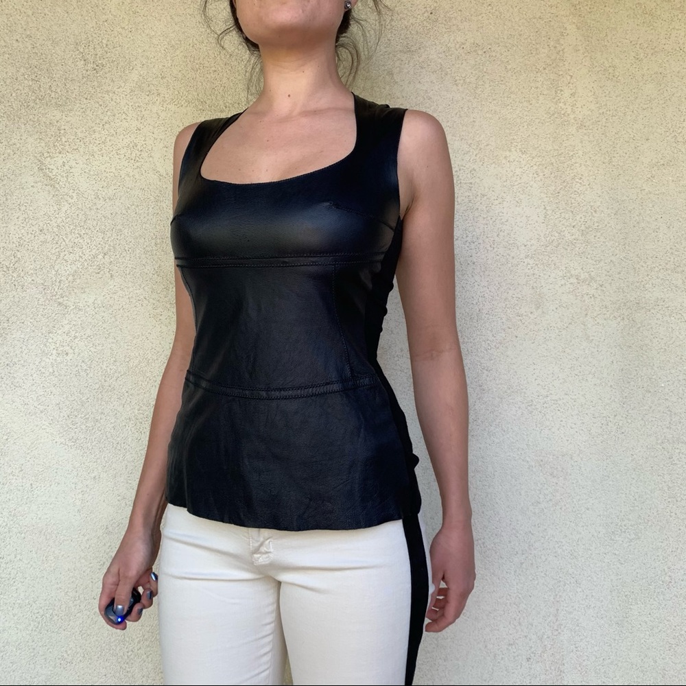 illia Black Leather Top, Size 2